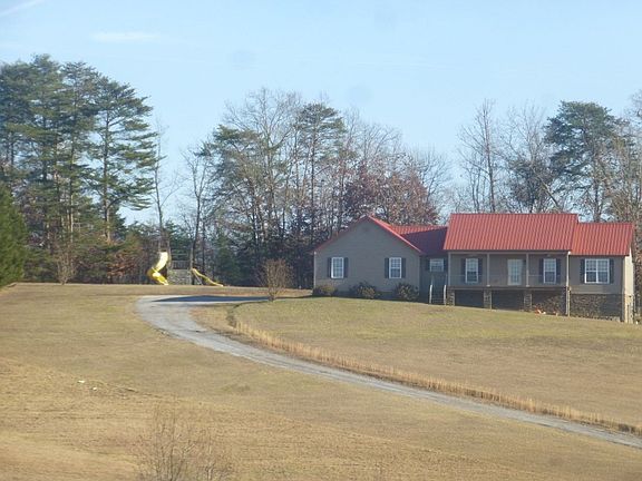 3rd image of 836 Teffeteller Ln
