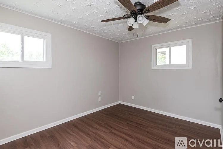 1116 N 8th St — Photo 12