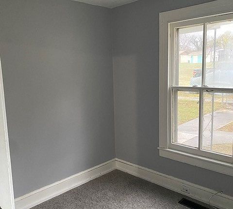 3rd image of 1202 Wilcox St