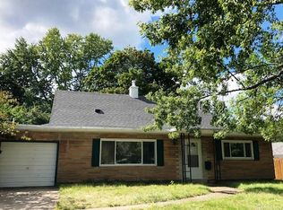 3807 Longridge Dr, Dayton, OH 45429