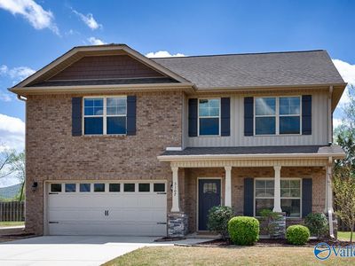 3107 Magnolia Leaf Cir SE, Owens X Rds, AL, 35763