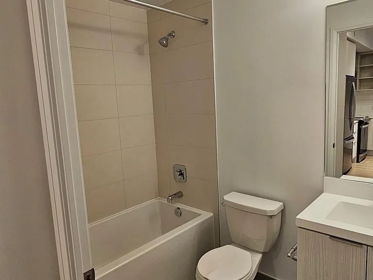 50 Dunfield Ave #718 — Photo 6