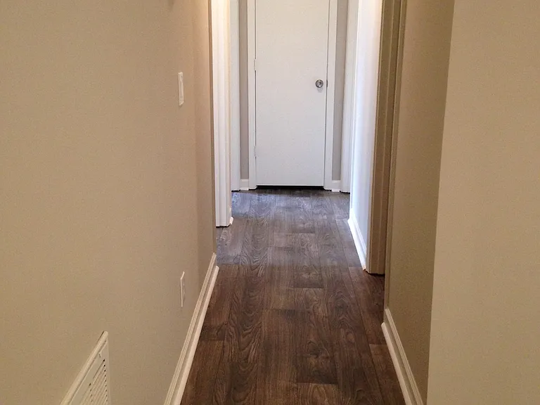 195 Riverchase Dr — Photo 7