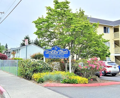 9727 18th Ave W #B103 Photo 1