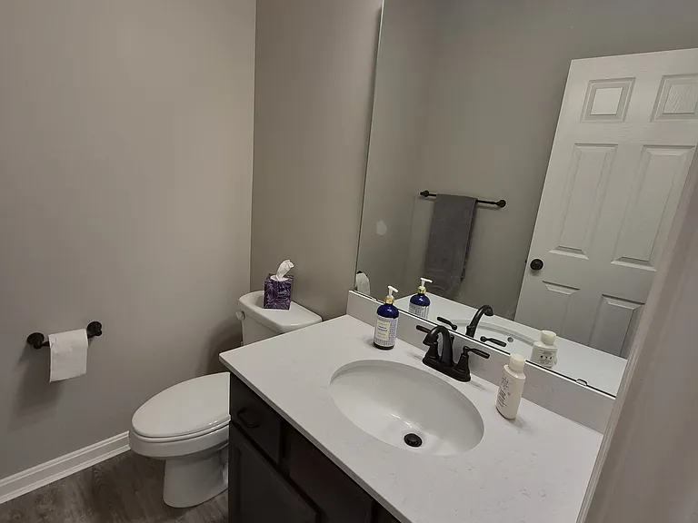 6179 Ballyshannon Dr — Photo 18