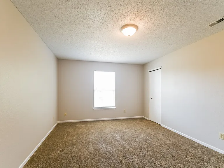 9322 W Dockside Cir — Photo 14