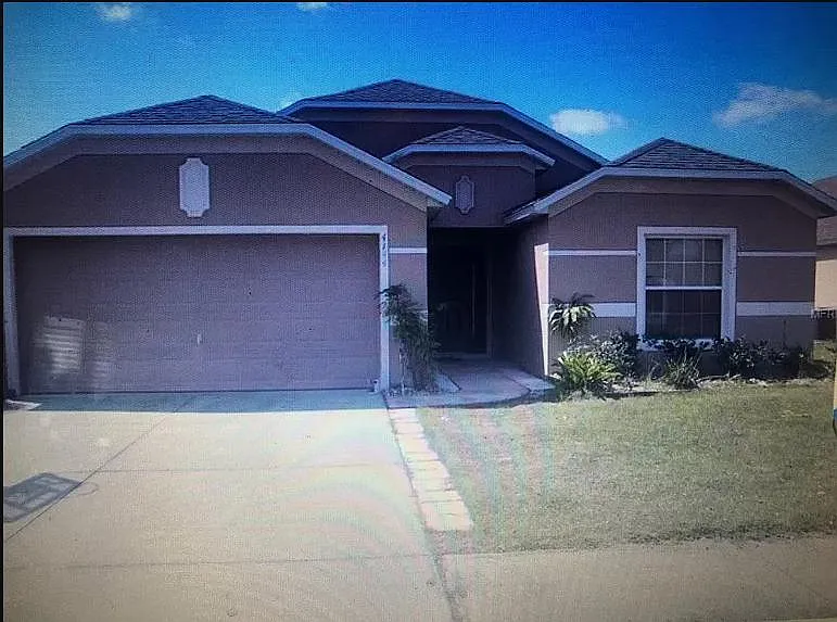 4 bed, 1772 sqft, $2,199 — Photo 1