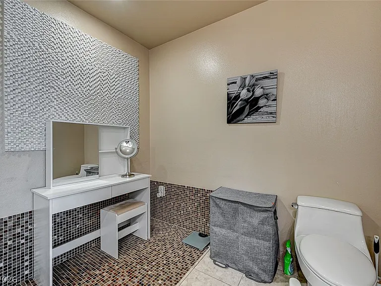 4575 Dean Martin Dr #506 — Photo 33