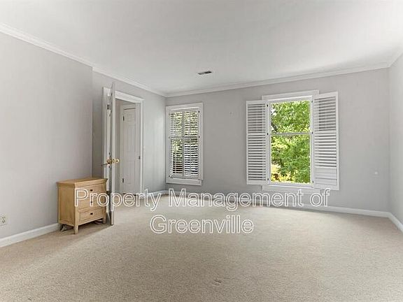 4th image of 110 Kilkenny Ct