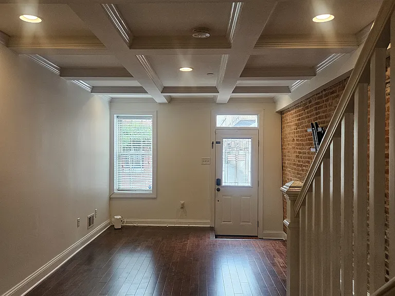 709 Van Lill St — Photo 3