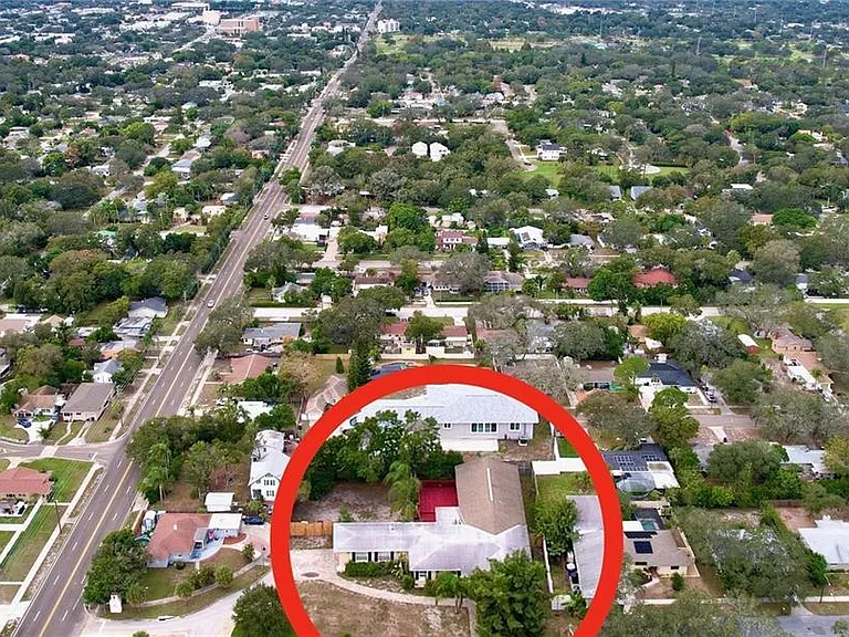 210 Baker Ave — Photo 28