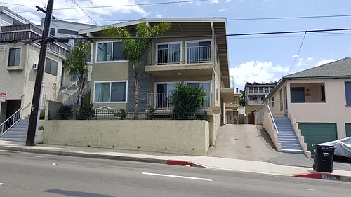 1850 Pacific Coast Hwy #3 Photo 1 1850 Pacific Coast Hwy #3 Photo 1