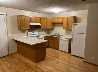 610 Lamont Dr #2, Lincoln, NE 68528