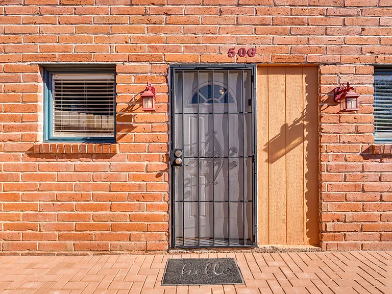 Welcome to unit 506 - electronic door entry. Plenty of natural light and a screen door to allow for air circulation!