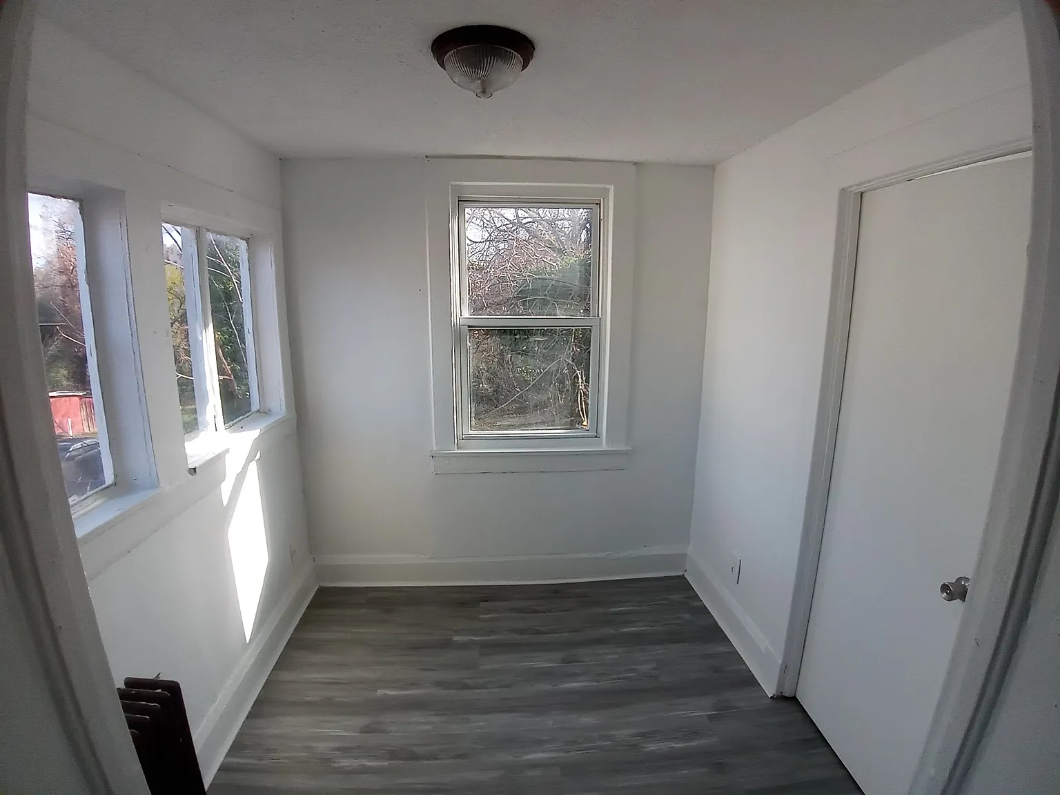 917 Church St — Photo 4