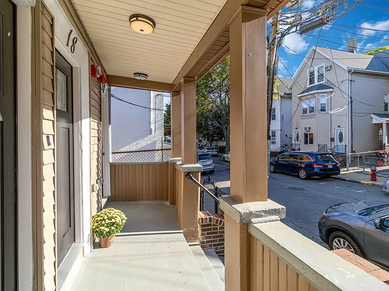 20 Alston St #20 — Photo 35