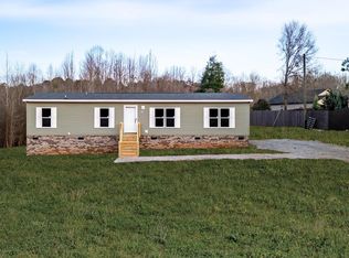 715 Pearson Rd, Woodruff, SC 29388