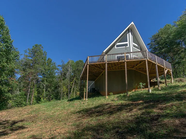 27 M L Reagan Dr — Photo 43
