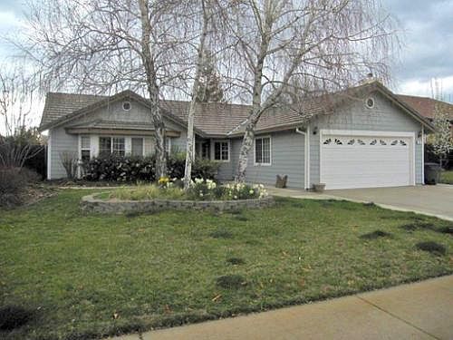 1st image of 325 Birchwood Ct