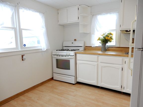 5th image of 906 Kingsley Dr