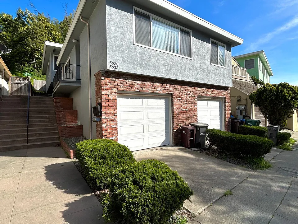3522 Seminary Ave
