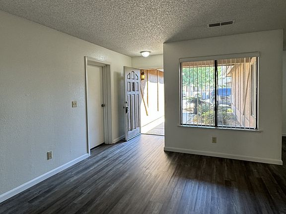 Front Sitting Room