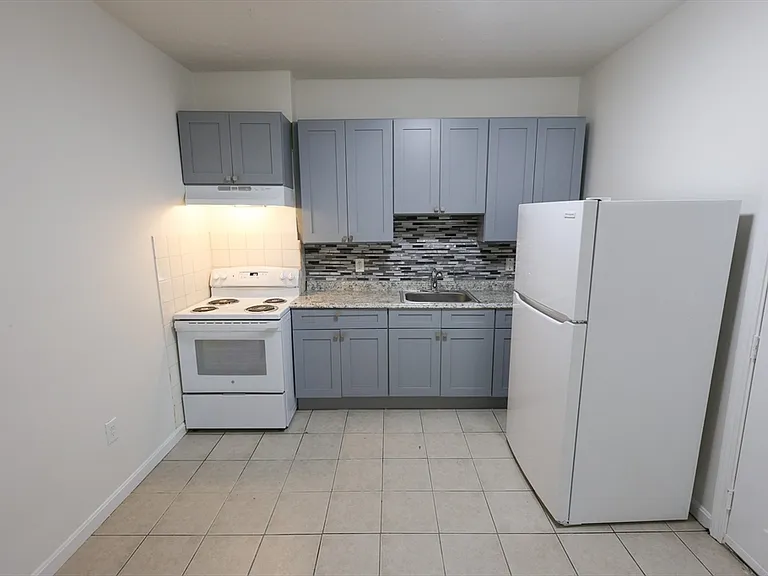 127 Intervale St #2 — Photo 2