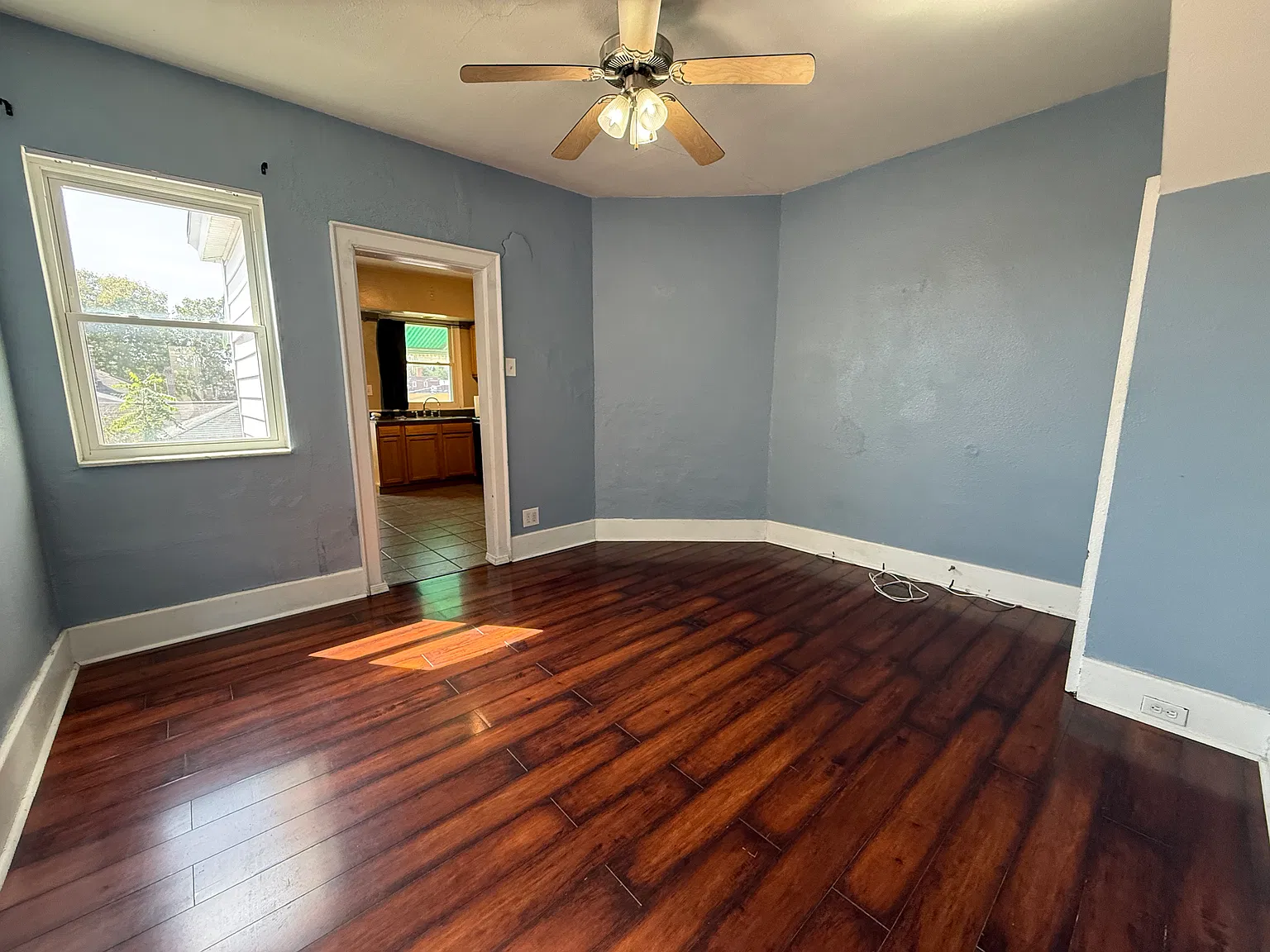 1325 Wisconsin Ave — Photo 3