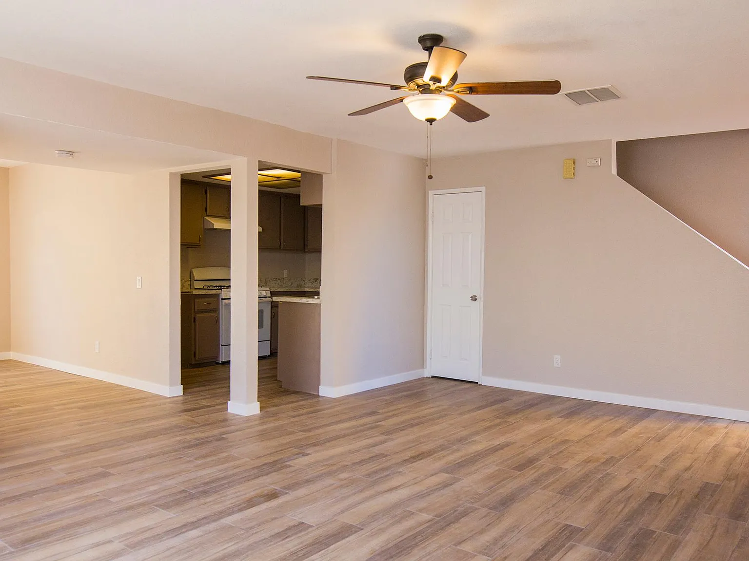 33375 Moreno Rd — Photo 3