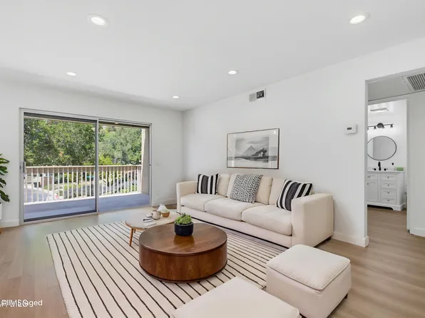291 Sequoia Ct APT 34, Thousand Oaks, CA 91360