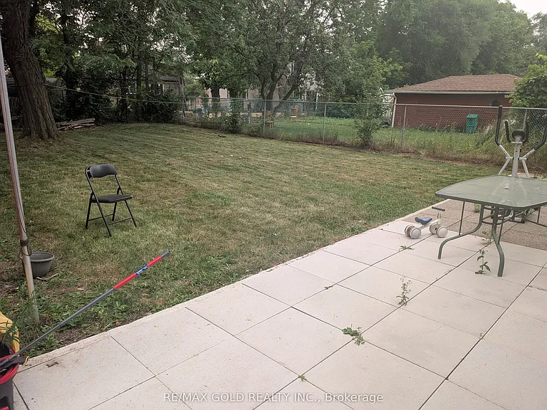 7084 Minotola Ave — Photo 11