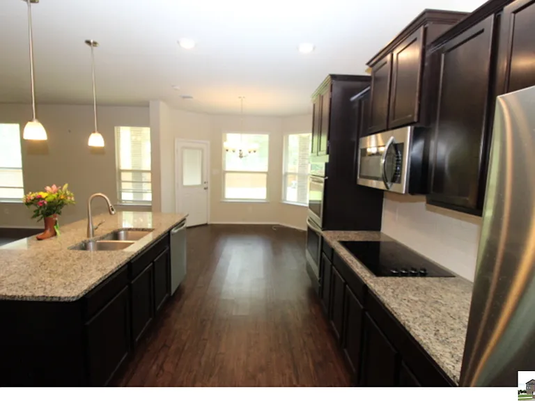 1202 Stonewall Rdg — Photo 11