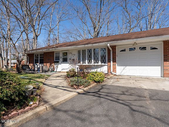 4th image of 172B Sterling Court