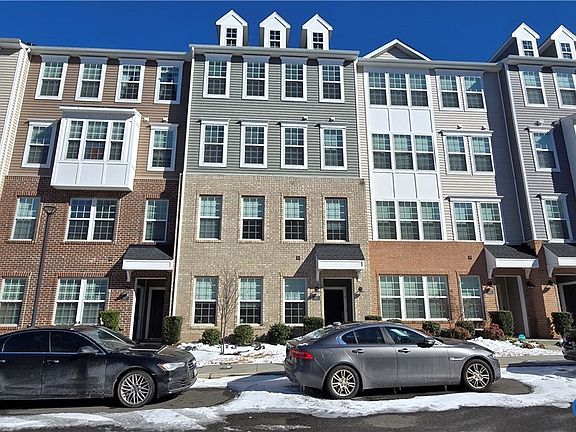 2nd image of 5925 Laurel Bed Ln #B