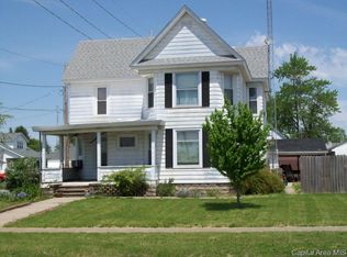 37 W Cross St, Winchester, IL 62694