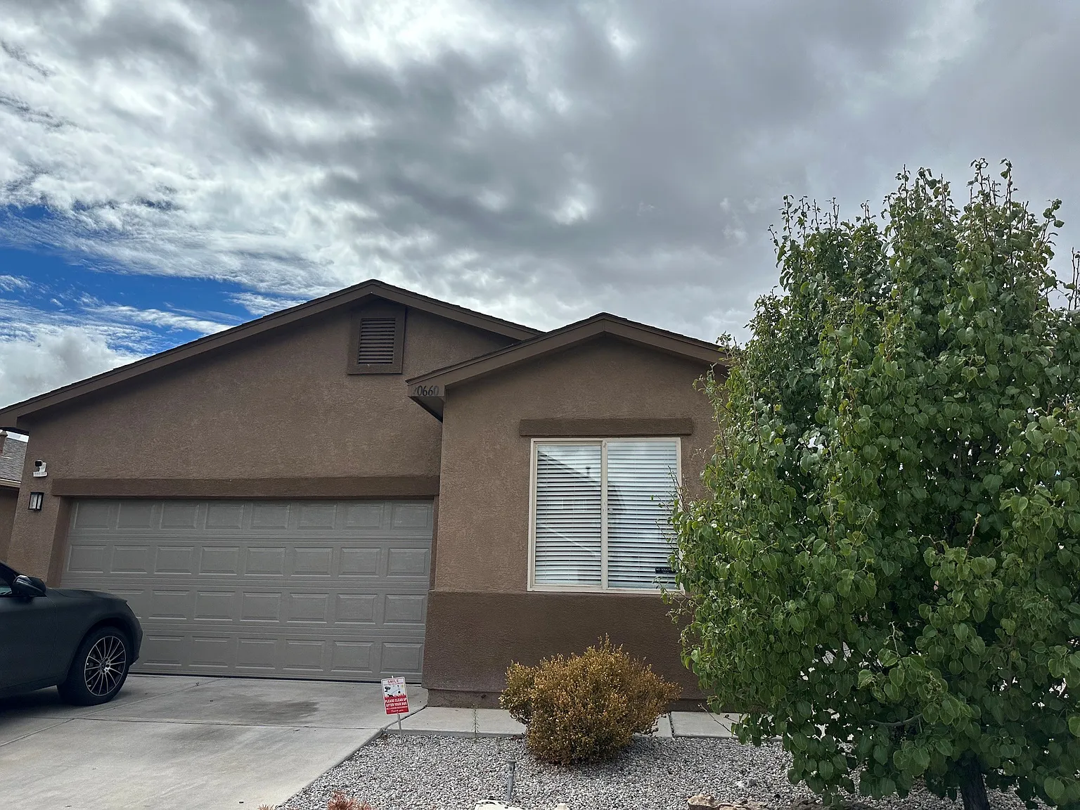 4 bed, 1722 sqft, $2,000 — Photo 2