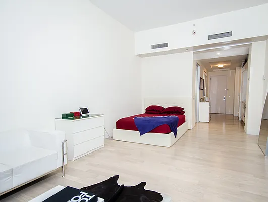 Sold by Massimo Nicastro, LREB | media 5