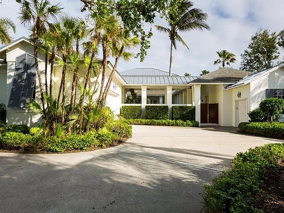 2nd image of 436 Indies Dr