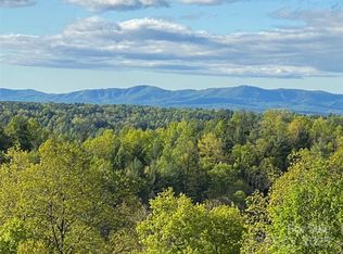 1030 River Club Rdgs, Lenoir, NC 28645