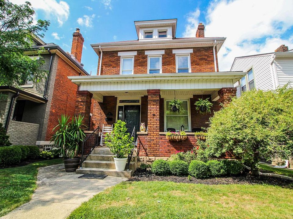 1st image of 140 Hanford St