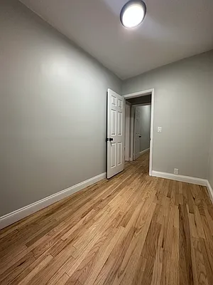 Rented by Peter R. Hungerford, LREB | media 38