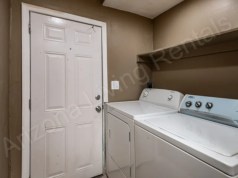 3939 N Aztec Rd — Photo 9