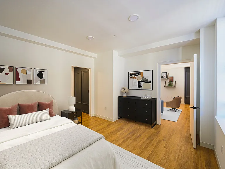 101 dupont place — Photo 9