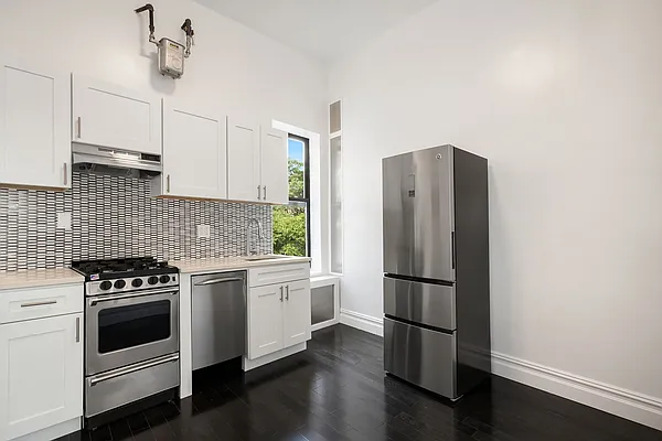 Rented by Compass | media 5