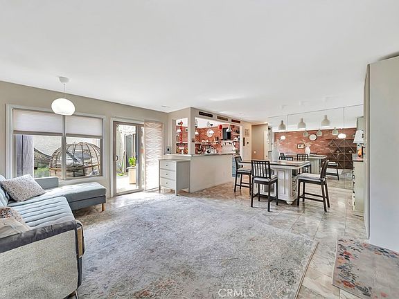 4th image of 27416 Rondell St