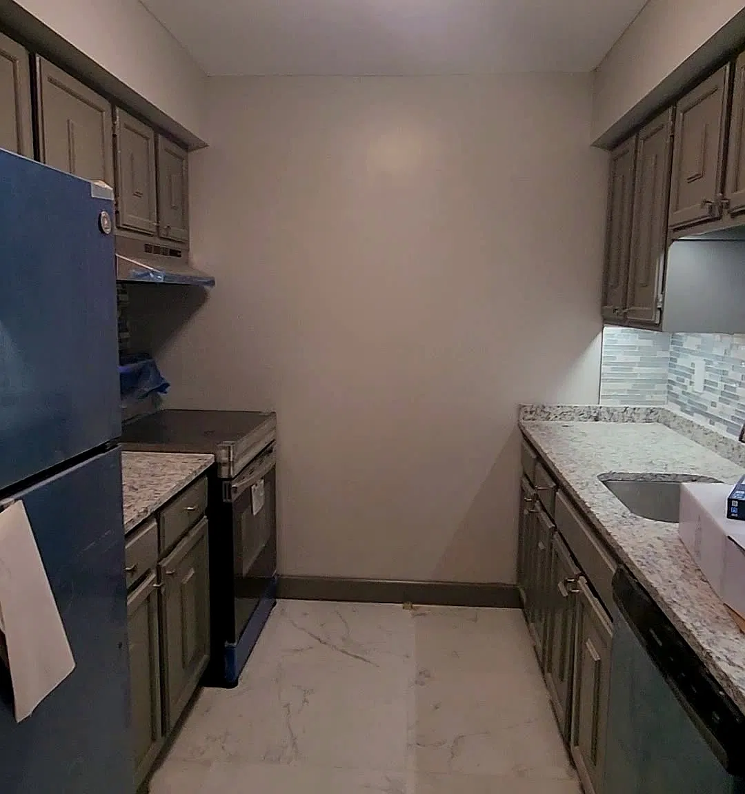 2 bed, 950 sqft, $2,000 — Photo 1