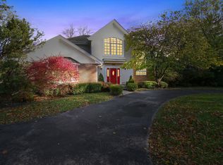 994 Inverlieth Ter, Lake Forest, IL 60045