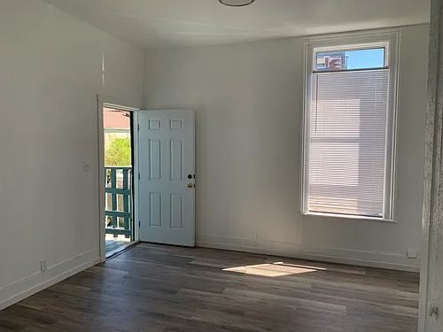 1824 Filbert St #1824 Photo 1