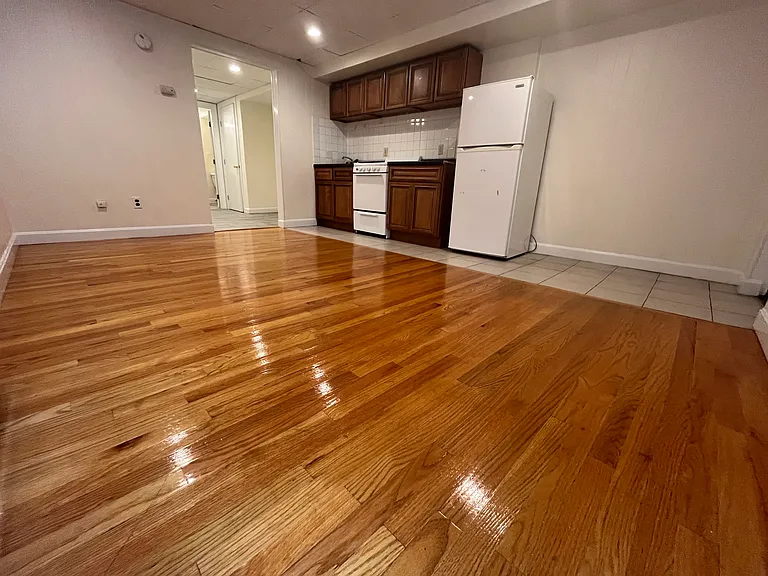 The Blackstone on Beacon — Photo 12