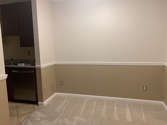 5th image of 41 Smokewood Ct APT 102